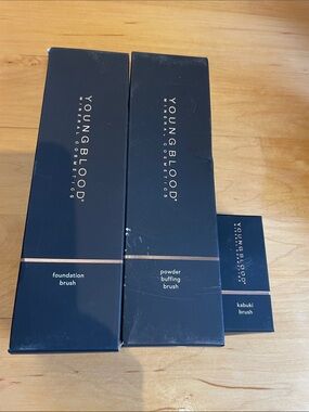Youngblood mineral cosmetics brushes